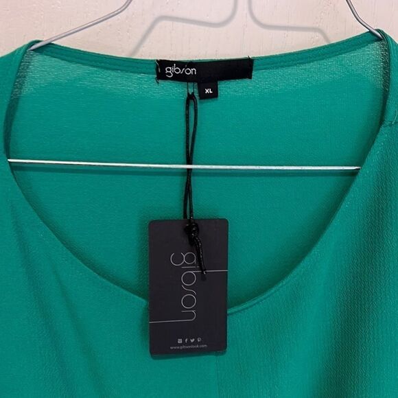 New Gibson Faux Wrap Blouse with tie Green Christmas green - Picture 3 of 5